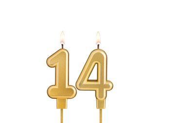 Beyaz arkaplanda 14 numaralı doğum günü mumu