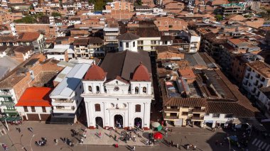 El Santuario, Antioquia - Kolombiya. 20 Ocak 2024. Chiquinquira 'lı Meryem Ana' nın Kilisesi Katolik ibadetinin dini bir tapınaktır.