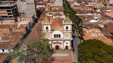 Ciudad Bolivar, Antioquia - Kolombiya. 21 Şubat 2024. Kusursuz Gebelik Cemaati, 1860 ve 1910 yılları arasında inşa edilmiş..