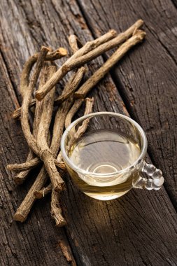 Valeriana Officinalis - Valerian alternatif tıbbi içeceği