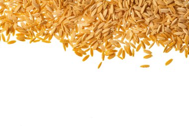 Çiğ İtalyan risoni makarnası buğdaydan yapılır.