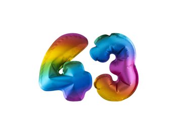 43 numaralı kutlama için çok renkli balon. Beyaz arka planda mutlu yıllar.