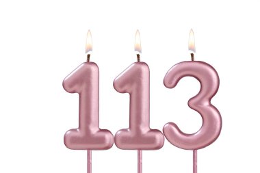 113 numaralı mum - Beyaz arkaplanda doğum günü mumu