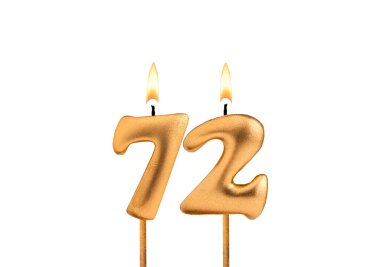 72 numaralı doğum günü - Beyaz arka planda altın mum