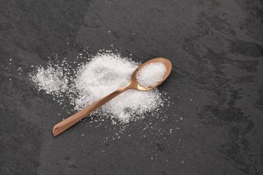 Magnezyum klorür taneleri, iyonik mineral bileşiği, deniz tuzu.