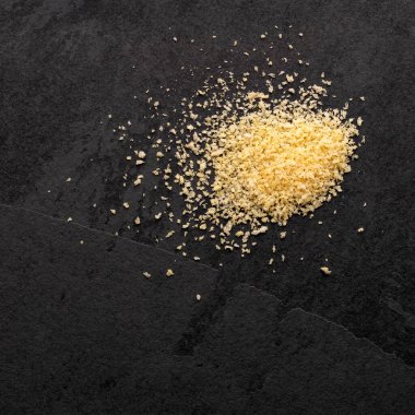 Sarı panko kırıntıları yığını - Uzay metni