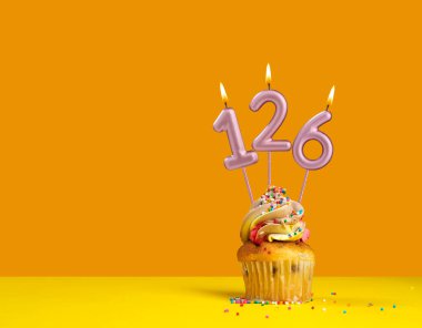 Işıklı doğum günü mumu - 126 numaralı mumlu kutlama kartı