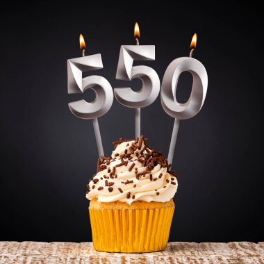 Takipçi veya beğeni sayısı - 550 numaralı mum