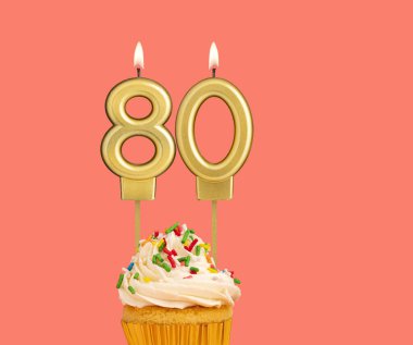 Doğum günü mumu ve kek - 80 numara