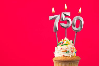 Takipçi veya beğeni sayısı - 750 numaralı mum
