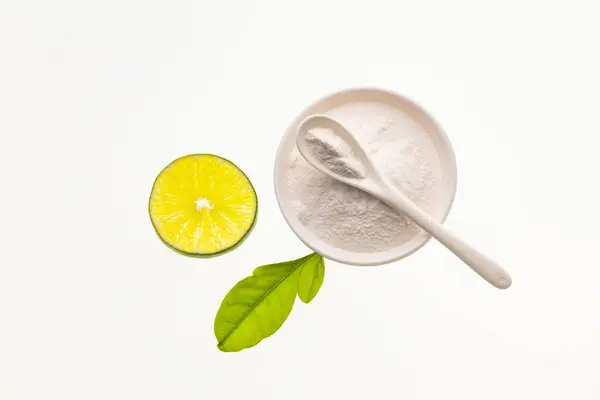 stock image Citrus latifolia - Baking soda with lemon to speed up metabolism.