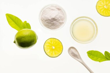 Limon suyu ve kabartma tozu - Citrus latifolia.