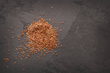 Gevşek organik keten tohumları - Linum usitatissimum sağlıklı besinler