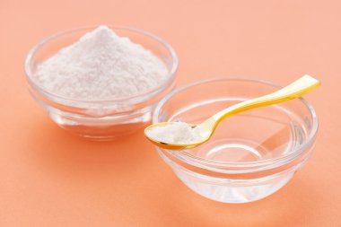 Suyla karıştırmak için kabartma tozu - sağlıklı yiyecek