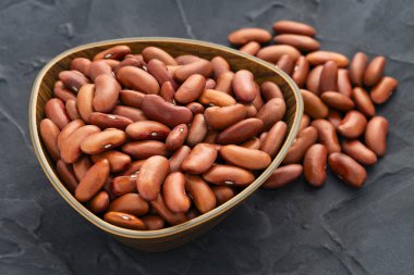 Doğal ve çiğ fasulye - Fas vulgaris.