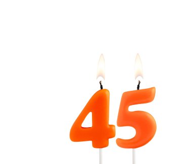 Doğum günü mumu - Beyaz arkaplanda 45 numaralı mum.
