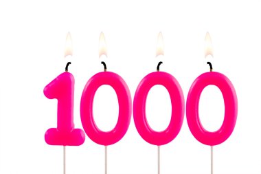 Pembe mumlar 1000 sayısını oluşturuyor - görüntüleme, görüntüleme ya da takipçi sayısı.