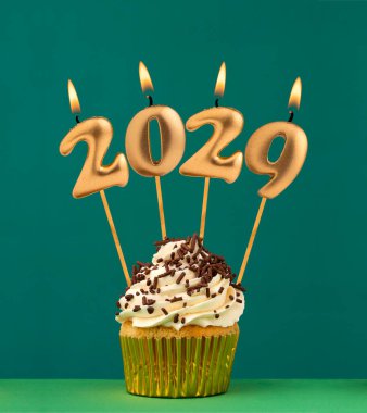Mutlu yıllar 2029 - Mumlar yanan numaralar şeklinde