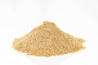 Lepidium meyenii - Bir yığın kurutulmuş Peru maca tozu.