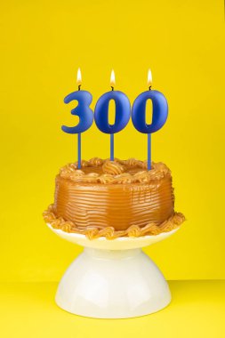 300 numaralı mum - takipçi veya beğeni sayısı.