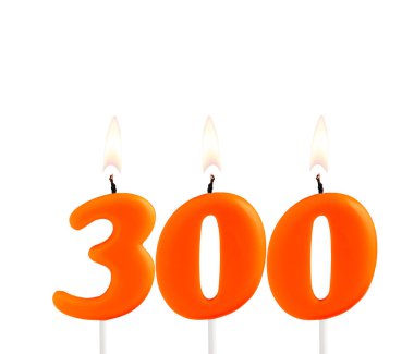 300 sayısını oluşturan mumlar - takipçi veya görüntüleme sayısı.