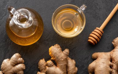 Sağlıklı Zingiber nikah çayı - Zingiber officinale.