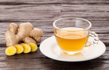 Sağlıklı Zingiber nikah çayı - Zingiber officinale.