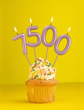 7500 numaralı mum - takipçi veya beğeni sayısı