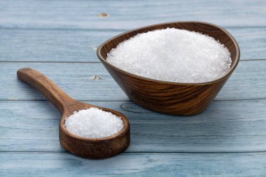 Magnezyum klorür, sağlam ve güçlü kemiklerin korunmasına katkıda bulunur..