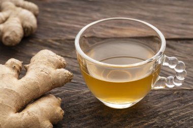 Organik zencefil kökü - Sağlıklı Zingiber ofis çayı.