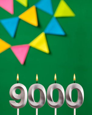Takipçi veya beğeni sayısı - 9000 numaralı mum