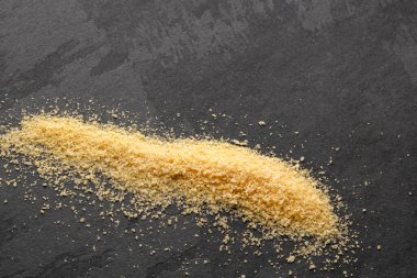 Sarı panko kırıntıları yığını - Uzay metni