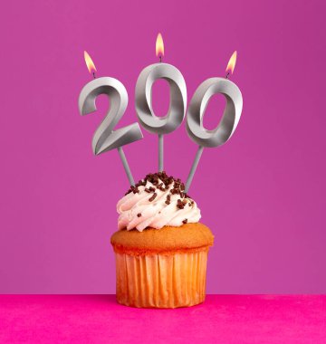 Takipçi veya beğeni sayısı - 200 numaralı mum