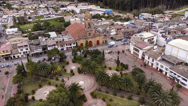 Nobsa, Boyaca, Kolombiya. 10 Mayıs 2025. Hava aracı görüntüsü, departmandaki 123 belediyeden biri.