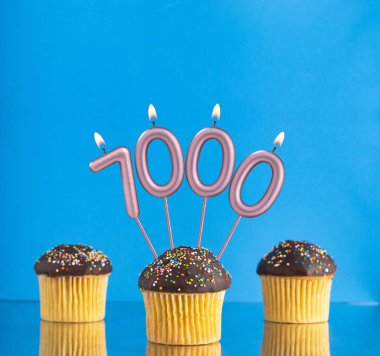 7000 numaralı mum - takipçi veya beğeni sayısı