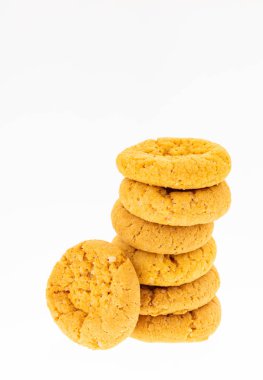 Organik kinoa krakerleri, zanaatkar pişmiş Chenopodium kinoası.