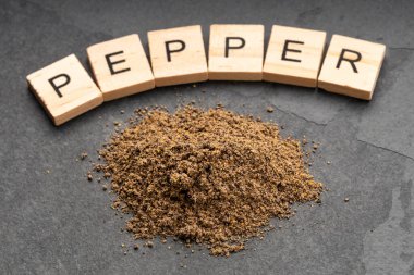 Aromatik baharat yığını biber - Piper nigrum