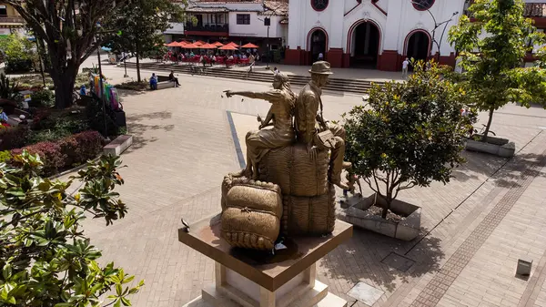 Guarne, Antioquia, Kolombiya. 2 Haziran 2025. İnsansız hava aracı ile hava görüntüsü. Departmandaki 125 belediyeden biridir..