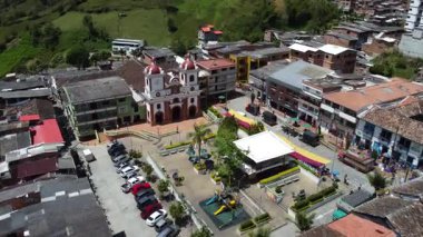 Granada, Antioquia, Kolombiya. 28 Haziran 2025. Branch Kilisesi; inşaat 1822 'de başladı..