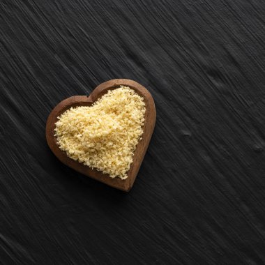 Panko, Japon ekmek kırıntıları kalp şeklinde bir kasede