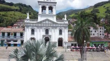 Titiribi, Antioquia, Kolombiya. 12 Temmuz 2025. Kederli Meryem Kilisemiz Kolombiyalı bir Katolik kilisesidir.