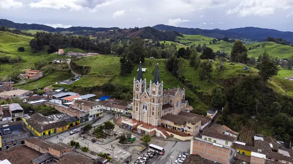 Belmira, Antioquia, Kolombiya. 16 Haziran 2025. Kuzey Antioquia Ekolojik Mağazası olarak bilinen soğuk iklime sahip bir belediyedir..