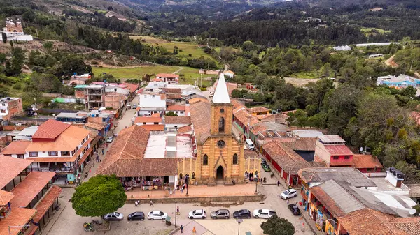 Raquira, Boyaca, Kolombiya. 11 Mayıs 2025. Aziz Anthony Kilisesi, Kolombiyalı bir Katolik kilisesidir..