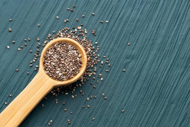 Salvia Hispanica - Kaşıkta besin çili tohumu