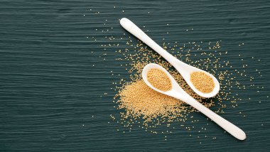 Amaranthus - İki kaşıkta iyi organik amaranth tohumu