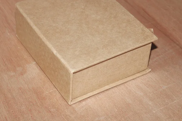 Коробка Паперу Дерев Яному Фоні — стокове фото
