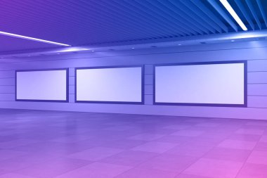 Metreo tren istasyonunda poster ve reklam panosu metro tabelaları modeli 