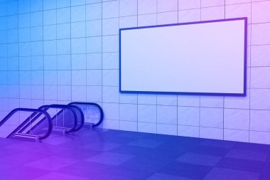 Metreo tren istasyonunda poster ve reklam panosu metro tabelaları modeli 