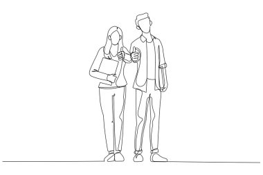 Öğrenci karikatüründe bir araya gelip başparmak kaldıran çift görülüyor. Bir satır sanat eseri.