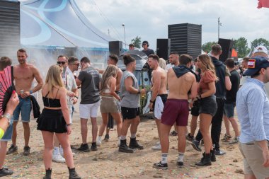 Biddinghuizen, Hollanda - 06 24 2023: Defqon.1 müzik festivalinin üçüncü günü